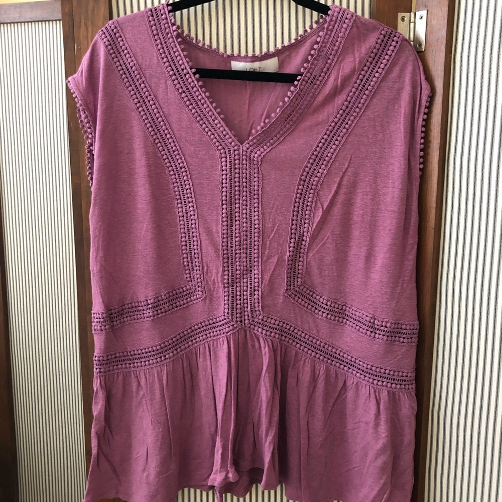 LOFT short sleeved blouse